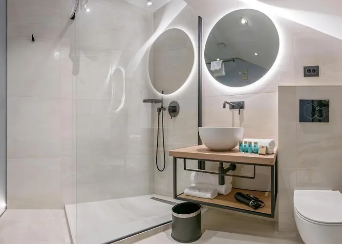 Lumiere Luxury בית הארחה ספליט