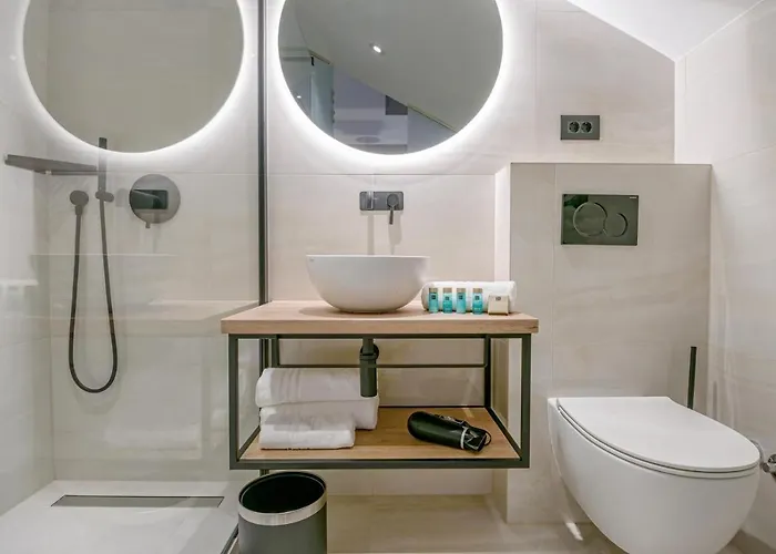 Lumiere Luxury בית הארחה ספליט