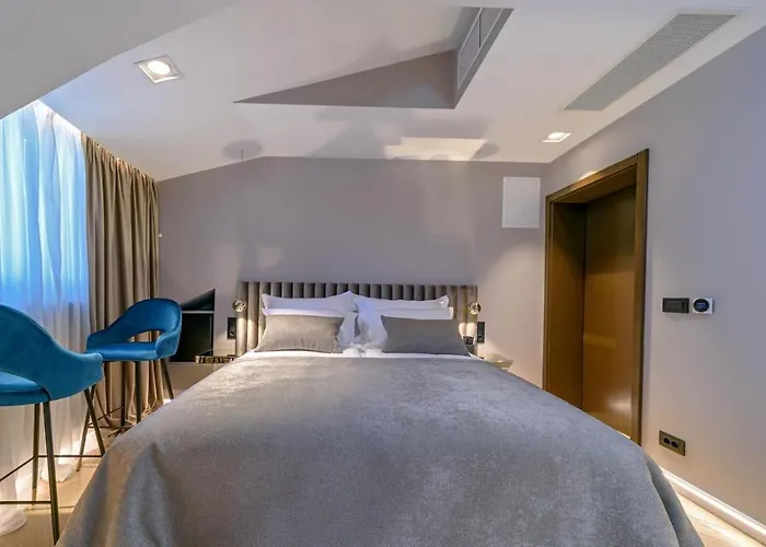 Lumiere Luxury 4* ספליט