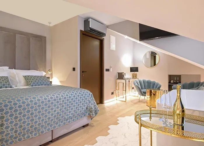 Lumiere Luxury 4* ספליט
